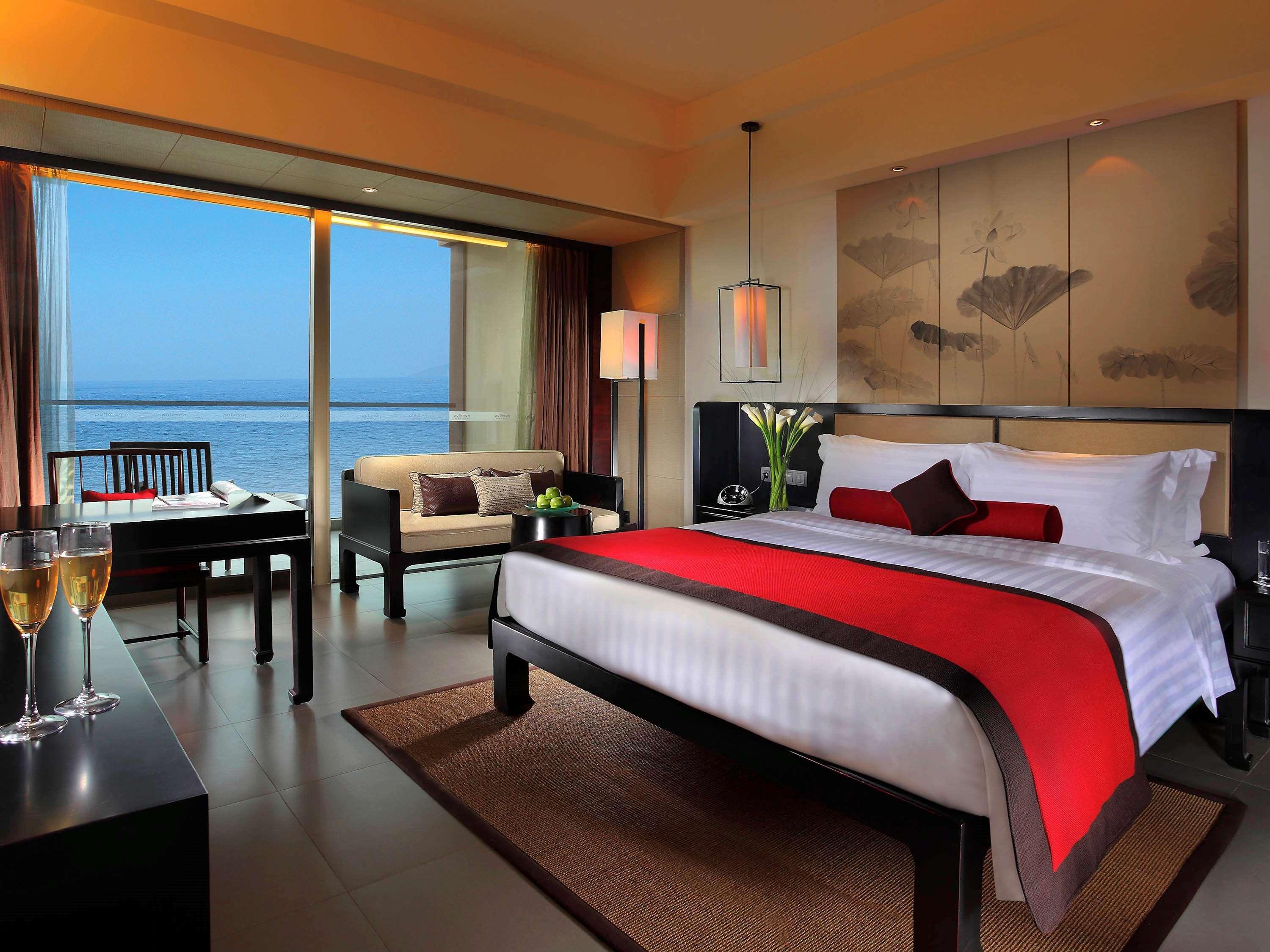 Pullman Oceanview Sanya Bay Resort & Spa Exterior foto